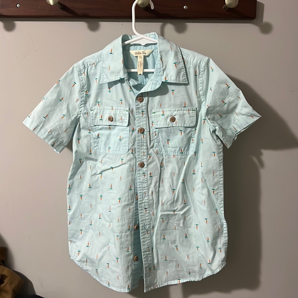 Carrot button up shirt